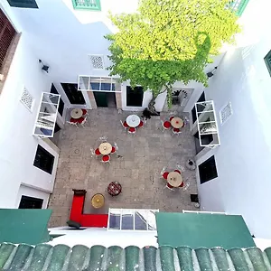 dar-el-medina-tunis.tunis-best-hotels.com/